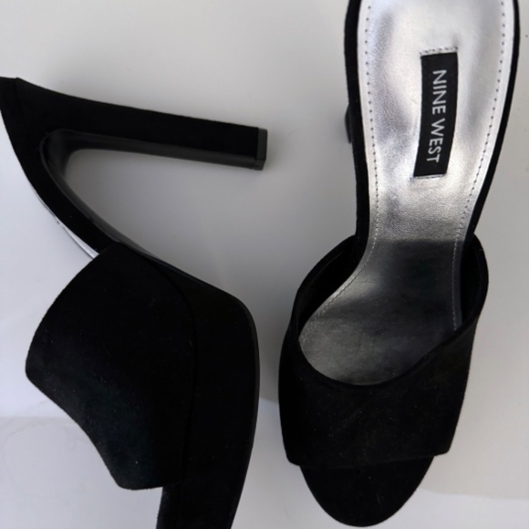 Nine West Wilia Platform Slide Sandals - SOLD OUT - Picture 4 of 8
